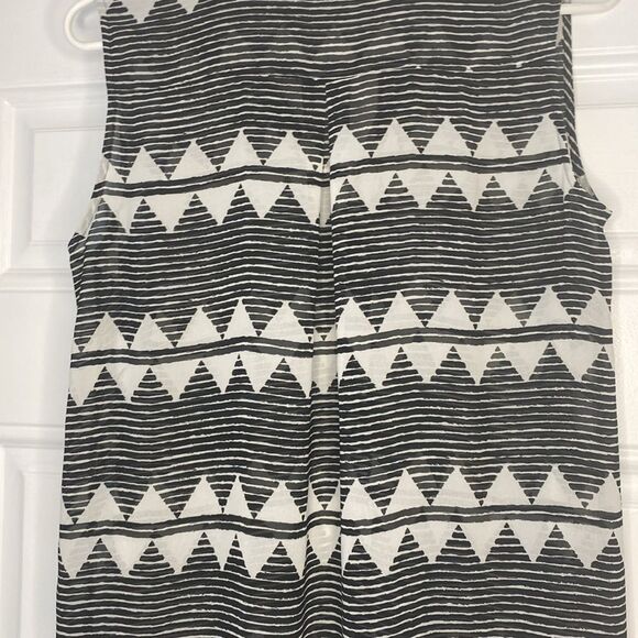 H&M Tribal Sheer Sleeveless Hi Low Button Up Top Blouse Size 6 - Picture 10 of 11